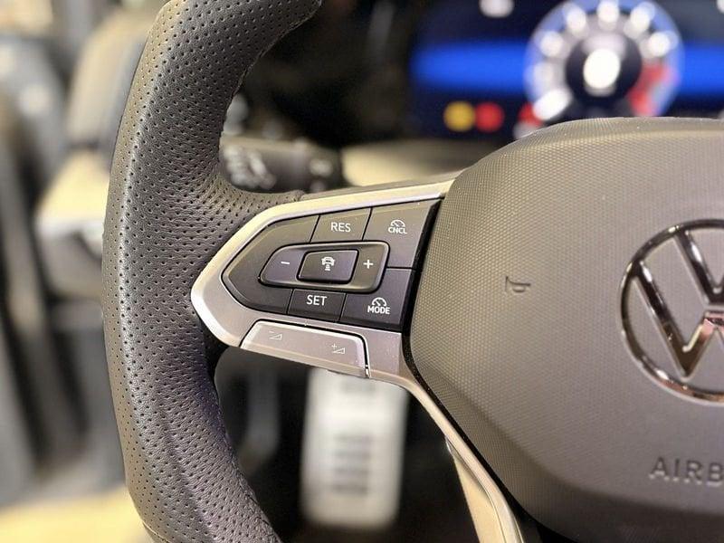 Volkswagen Golf Golf 1.5 tsi R-Line 150cv Camera ACC Cockpit