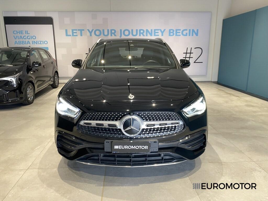 Mercedes GLA 180 180 D Premium 8G-DCT