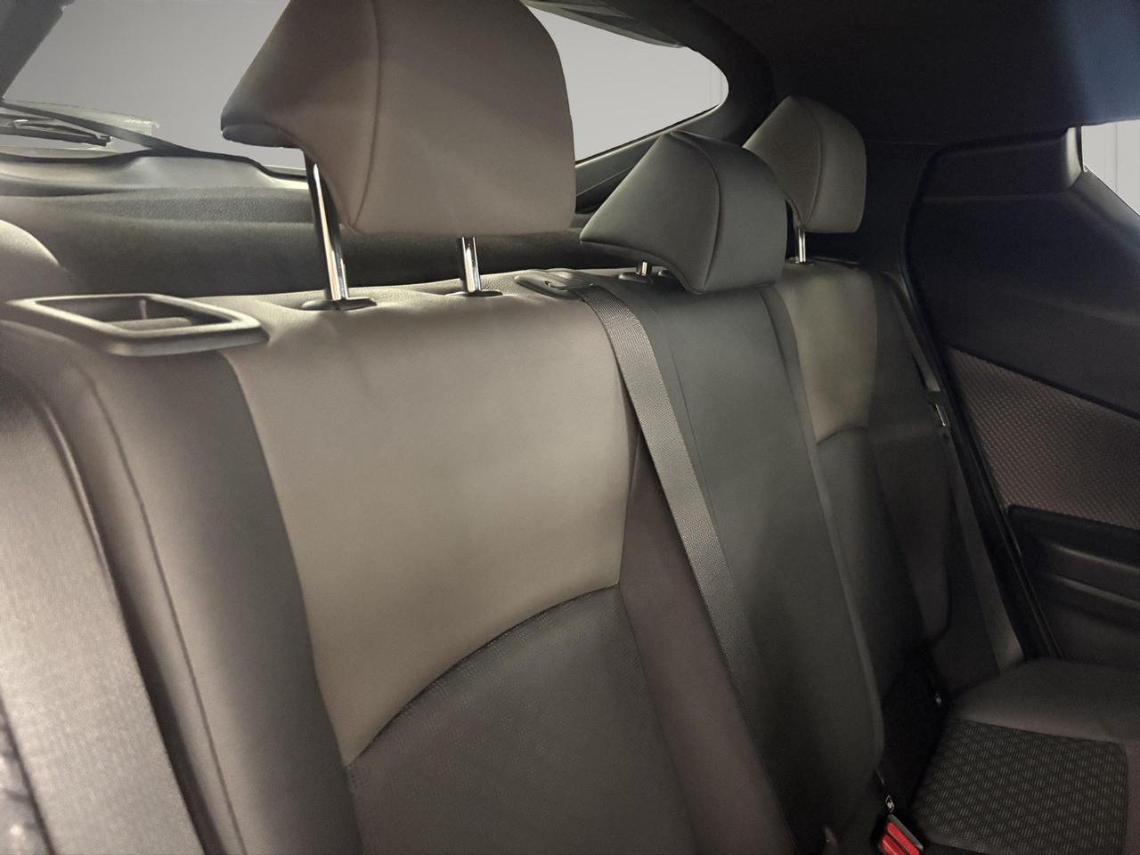 Toyota C-HR 2.0h Lounge e-cvt