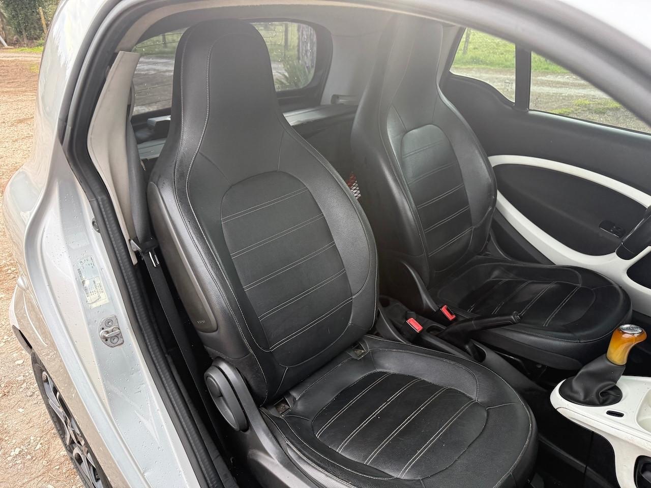 Smart ForTwo 1000 52 kW MHD coupé passion