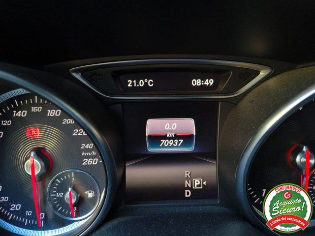 MERCEDES-BENZ GLA 180 d Automatic Premium AMG