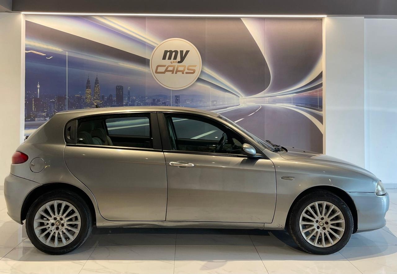 Alfa Romeo 147 1.9 JTD (120) 5 porte Progression
