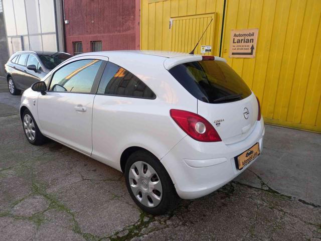 OPEL Corsa 1.2 3 porte Sport NEOPATENTATI