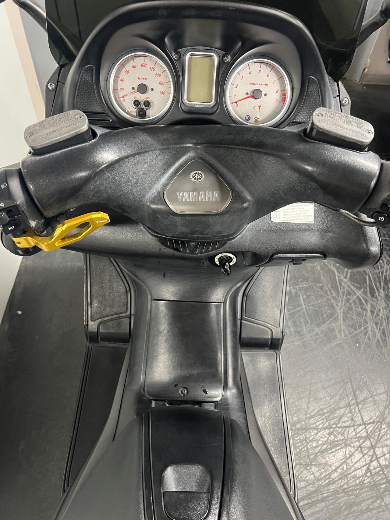 Yamaha T Max 500