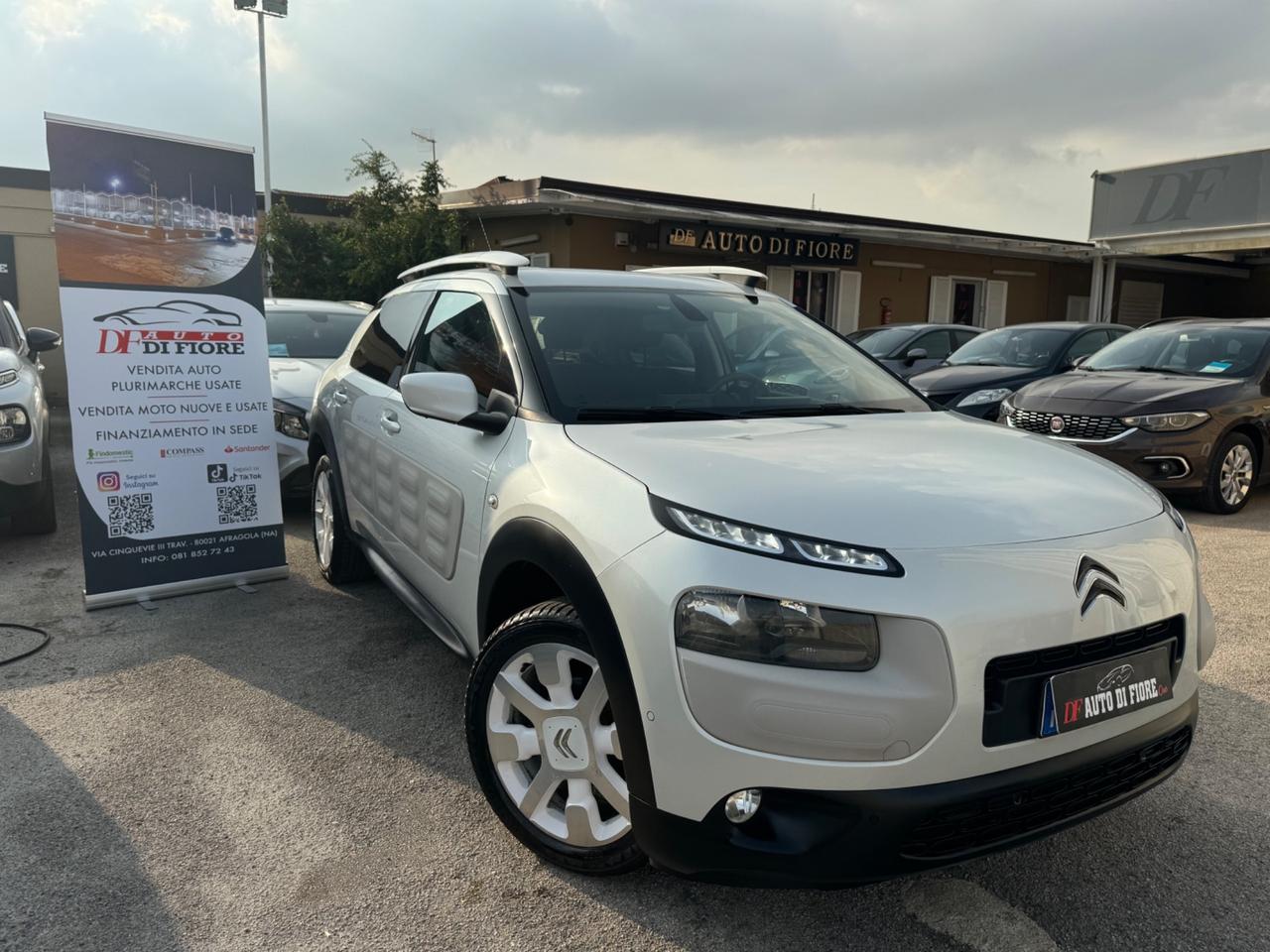 Citroen C4 Cactus 1.2 PureTech 82 Shine NAVI RETROCAMERA