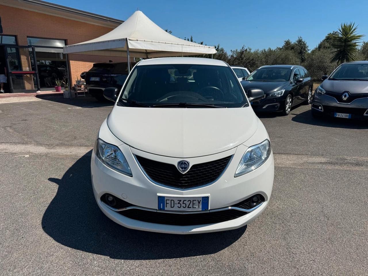 Lancia Ypsilon 1.2 BENZINA 69CV SILVER 2016