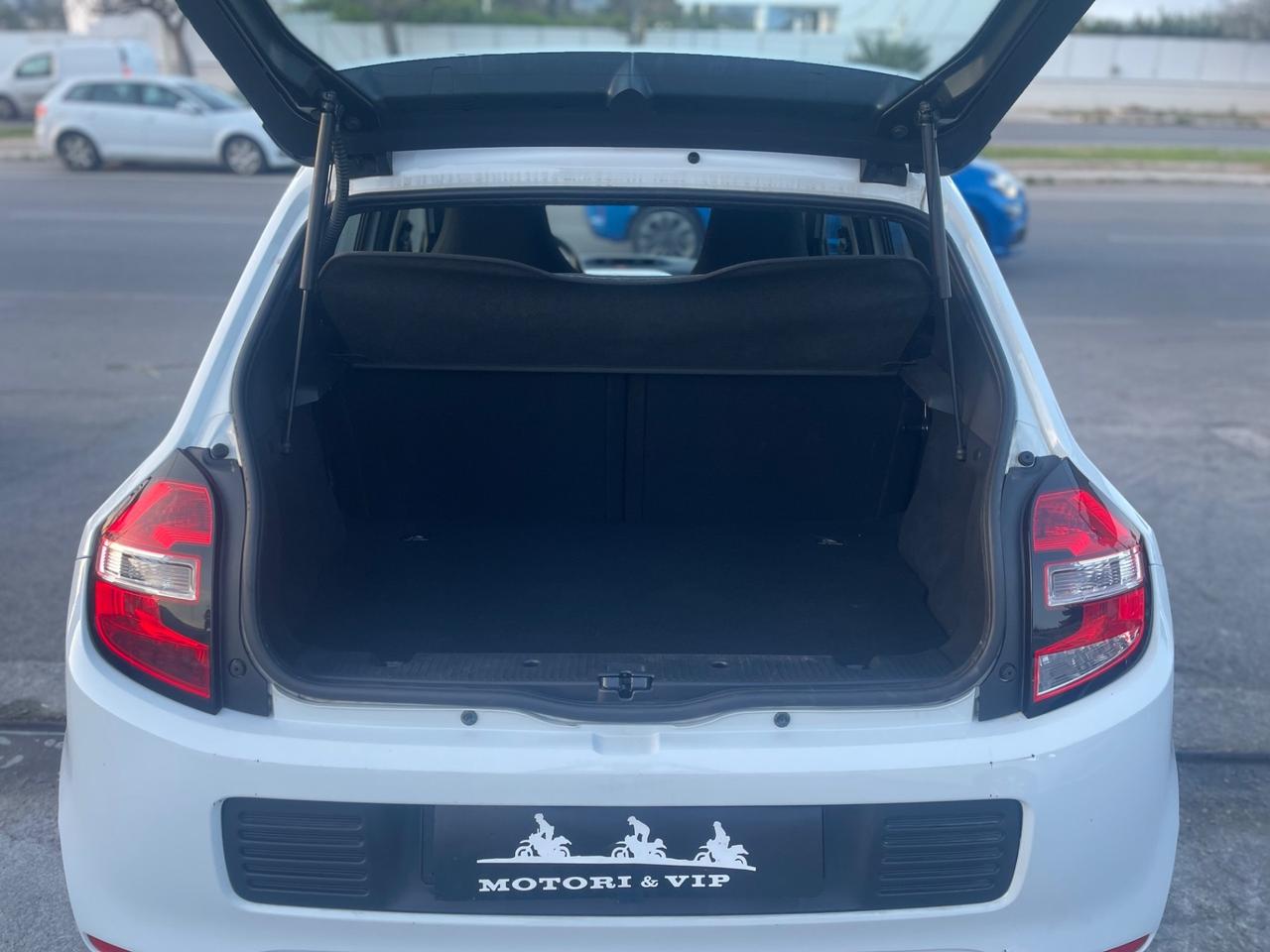 Renault Twingo 1.0 SCe Live 2015