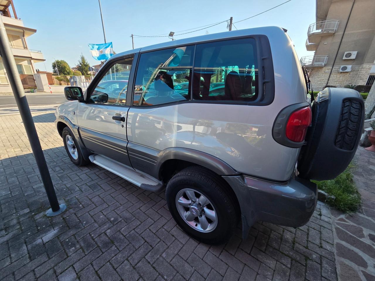 Nissan Terrano II 2.7 Tdi 3 porte Luxury