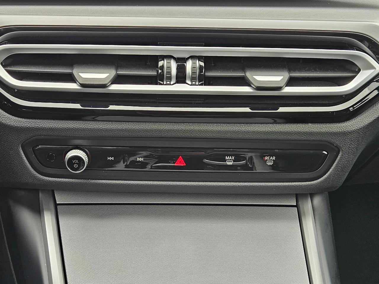 BMW 318 d Touring mhev 48V auto