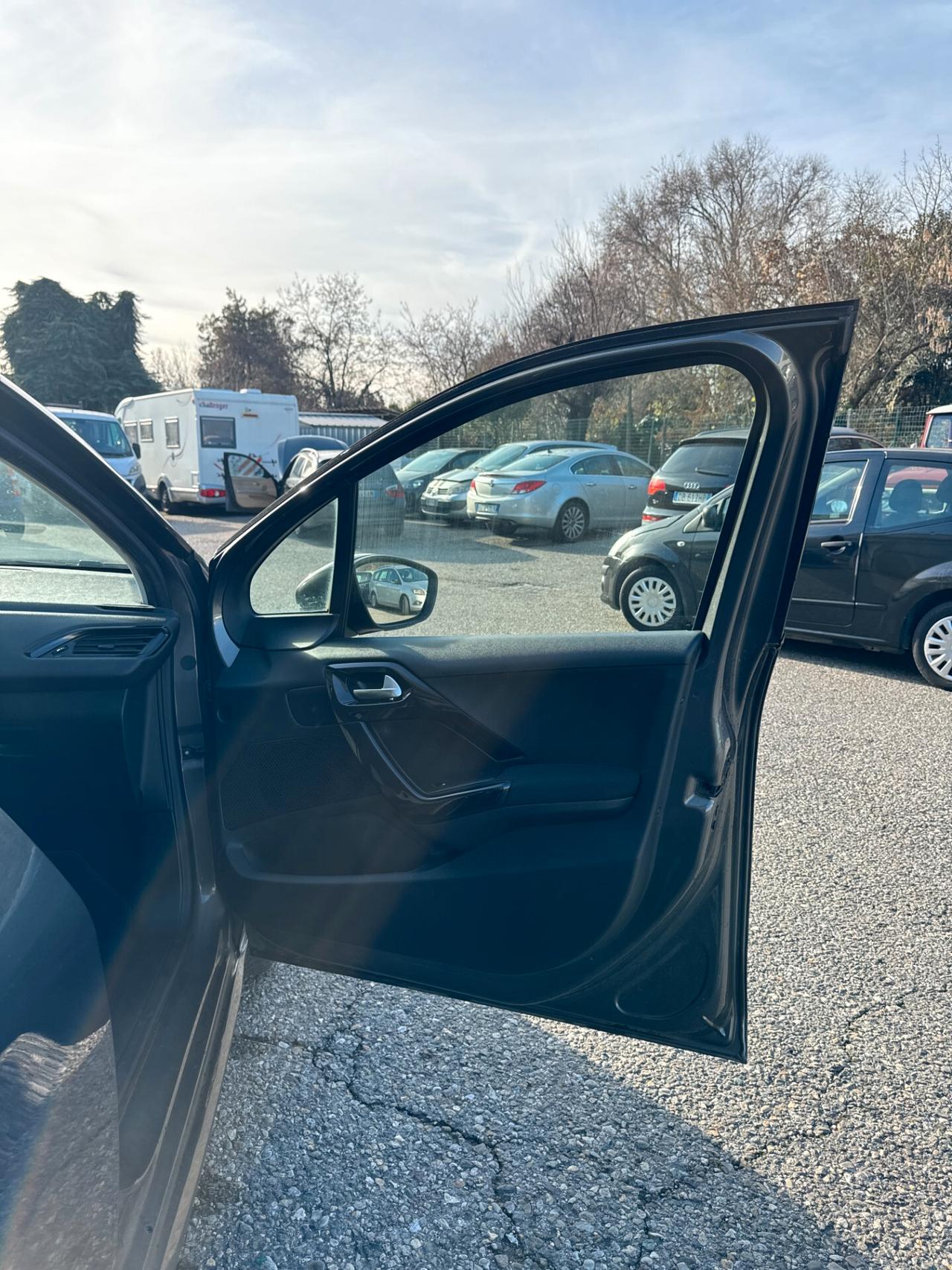 Peugeot 208 1.2 5p 61 kW E6 *Cinghia sost. 80k km*