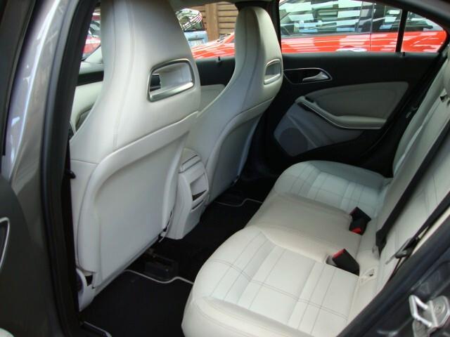 Mercedes-benz A 200 CDI BlueEFFICIENCY Executive
