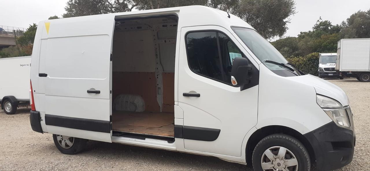 Nissan nv400 35 2016 - 2.3dci Lb automobili