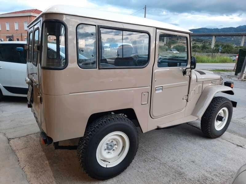 Toyota Land Cruiser bj40