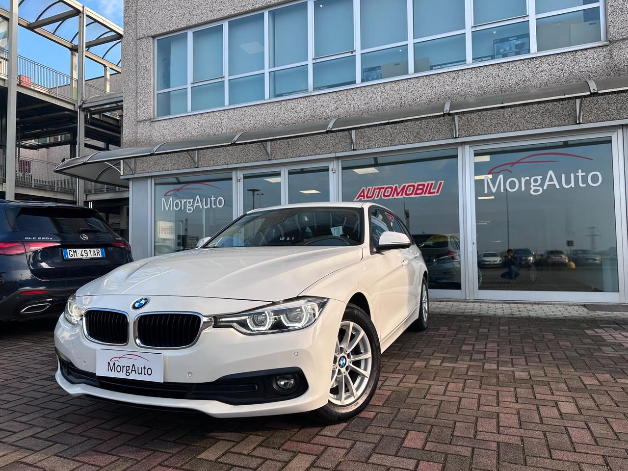 BMW 320d Touring xDrive AUTOMATICA! FARI FULL LED! EURO6b