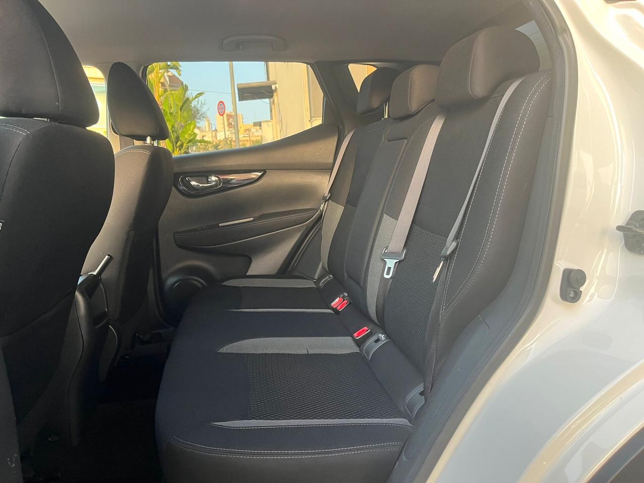 Nissan Qashqai 1.6 dCi 2WD N-Connecta