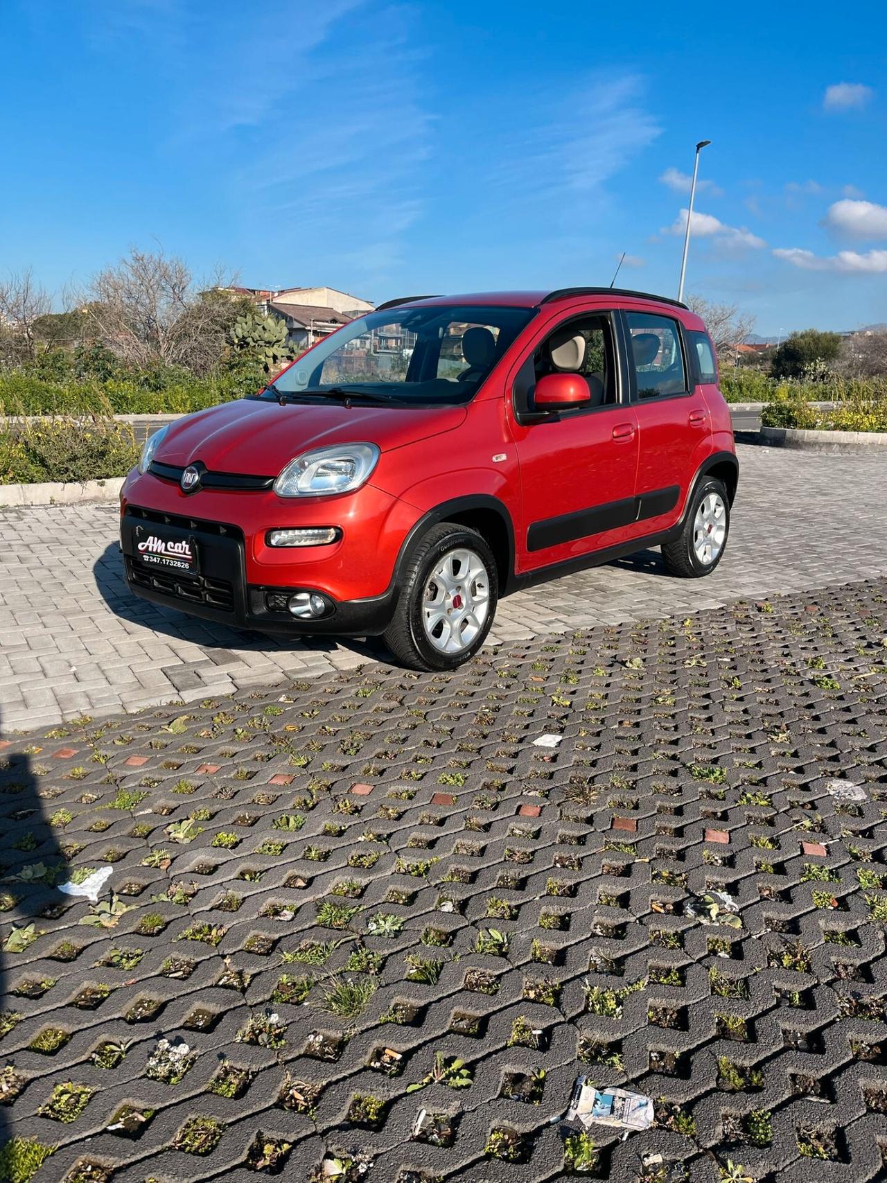 Fiat Panda 900 METANO TREKKING FULL 2014