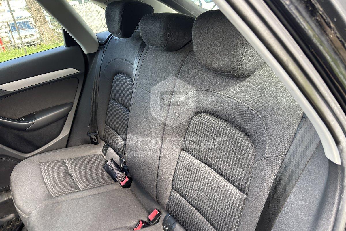 AUDI Q3 2.0 TDI quattro S tronic Advanced