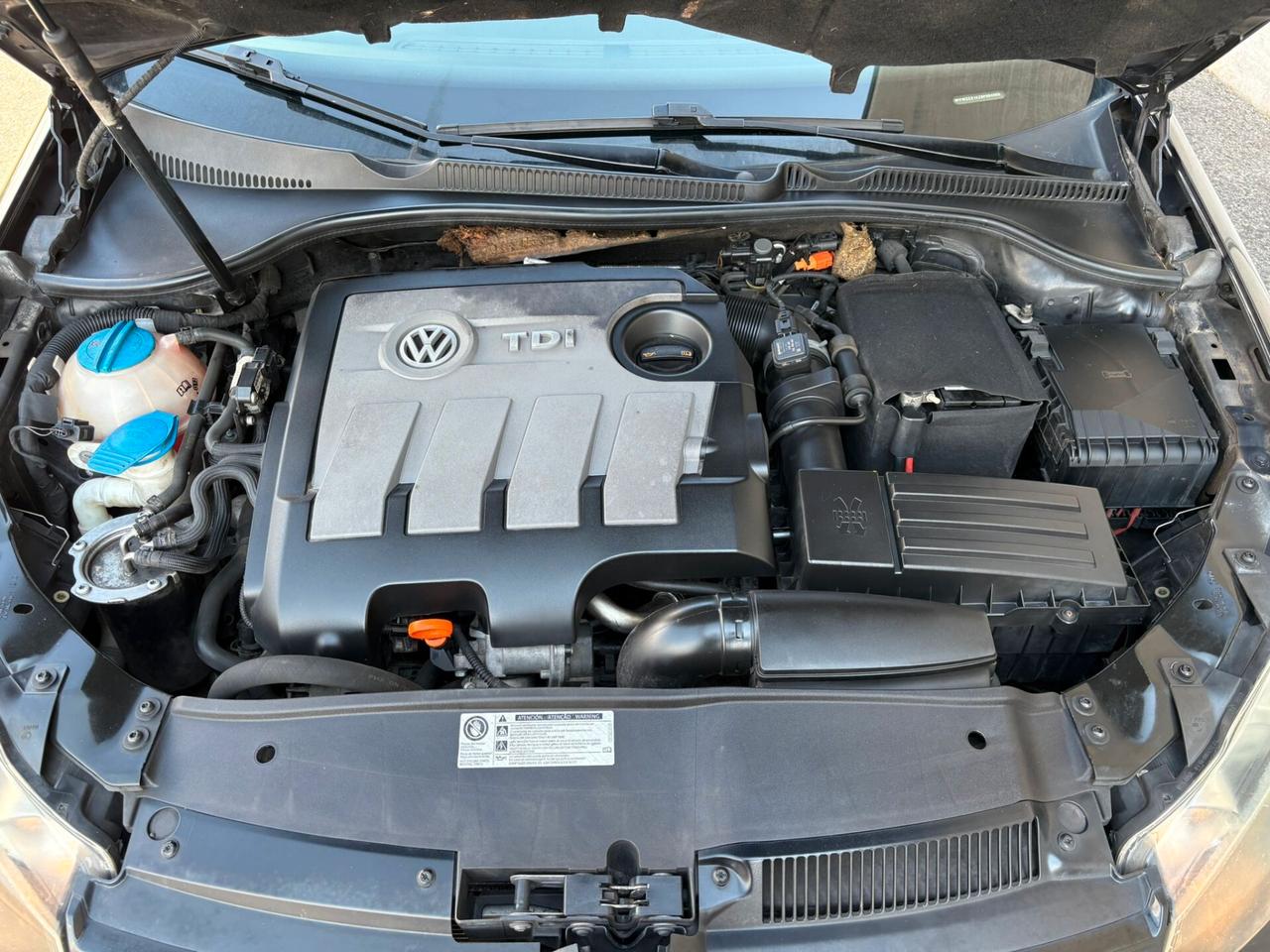 Volkswagen Golf 1.6 TDI 105cv 5p NEOPATENTATI