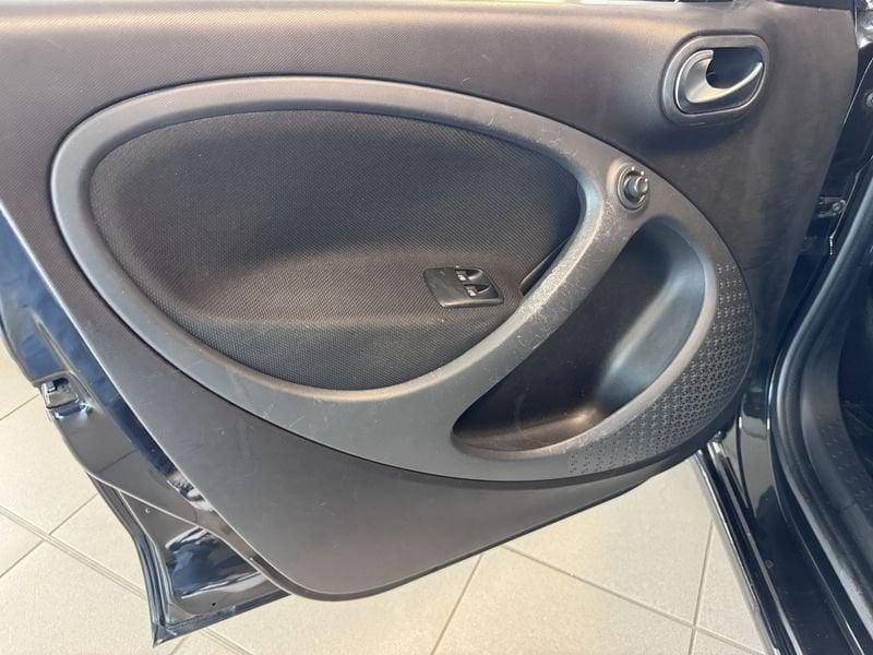 smart forfour 90 0.9 66kW Turbo Passion Twinamic