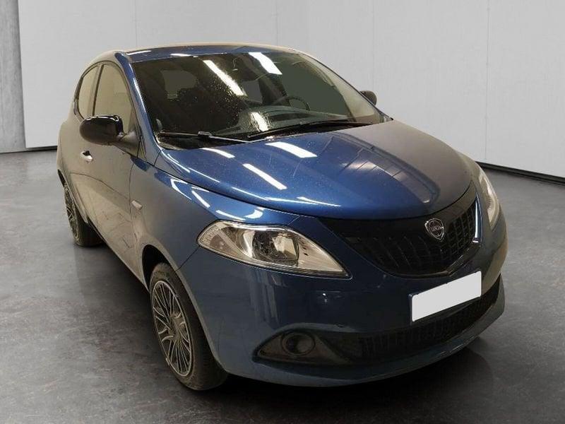 Lancia Ypsilon 1.0 firefly hybrid Oro s&s 70cv