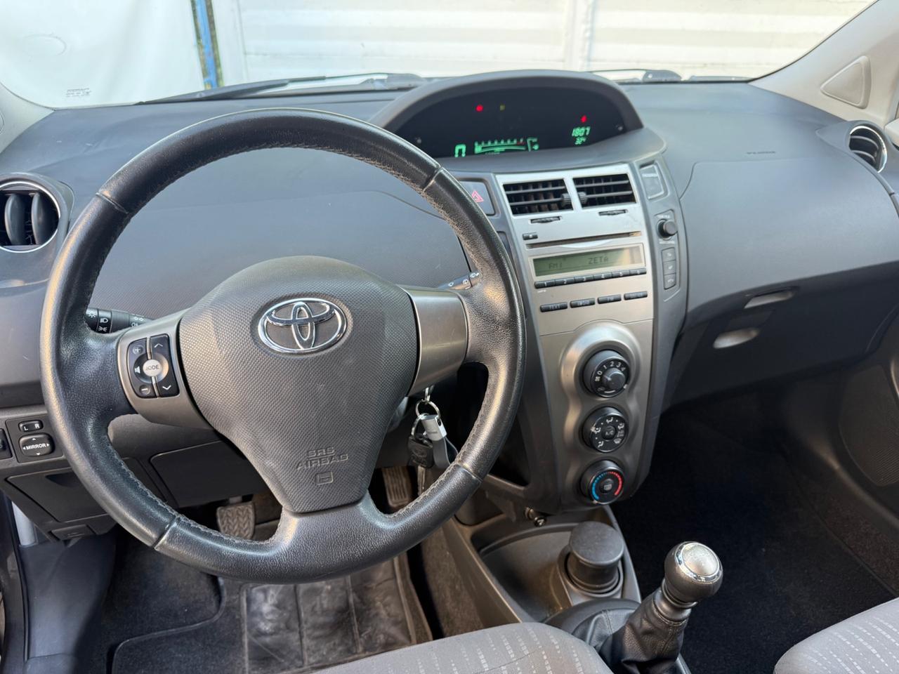Toyota Yaris 1.3 3 porte Sol