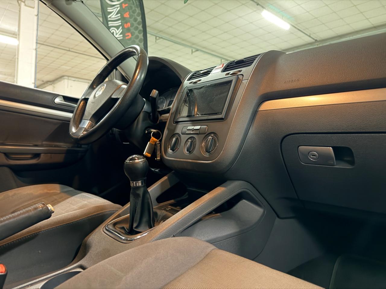 Volkswagen Golf 1.6 5p. Comfortline