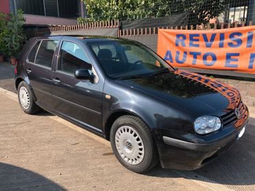 Volkswagen Golf 1.6 cat 5 porte Highline