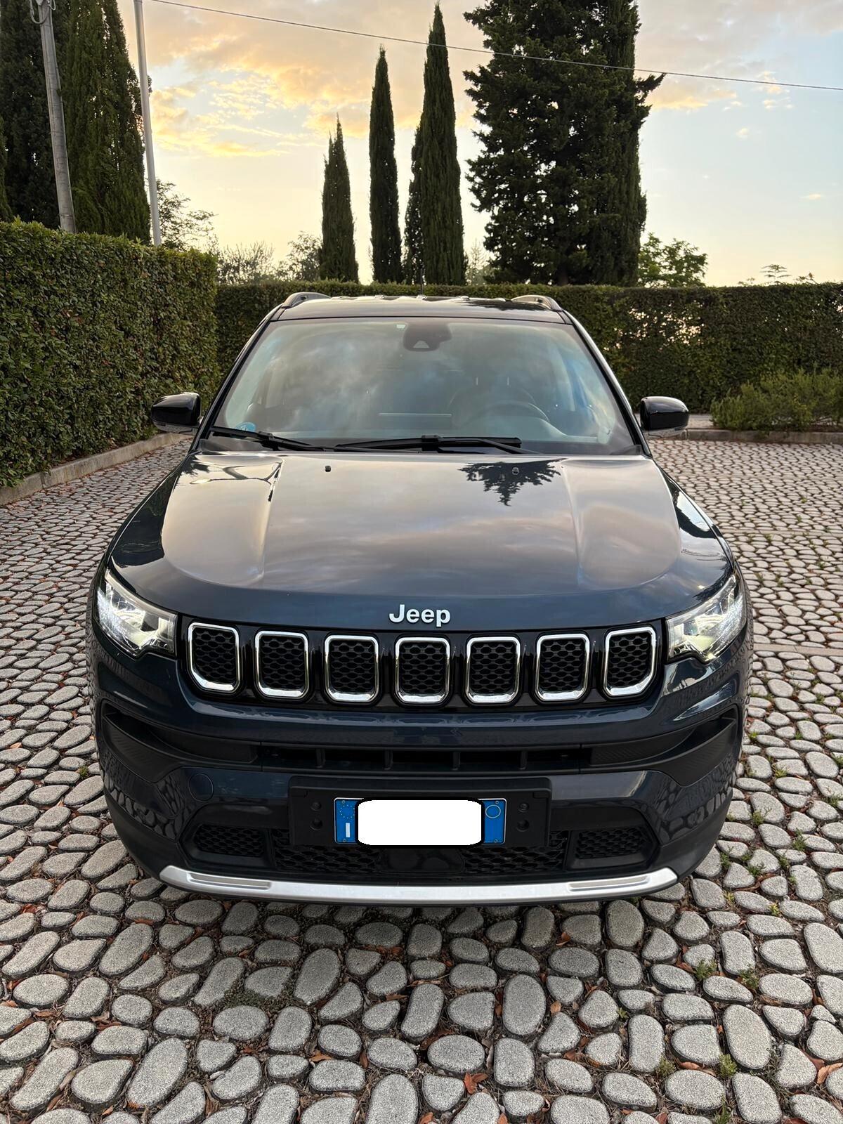 J Compass 1.3Hyb. 4xe L-Lock Lim. 190 P-In 11-2021