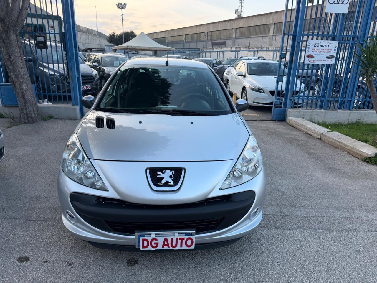 Peugeot 206 Plus 1.1 benzina 60 cv 2011