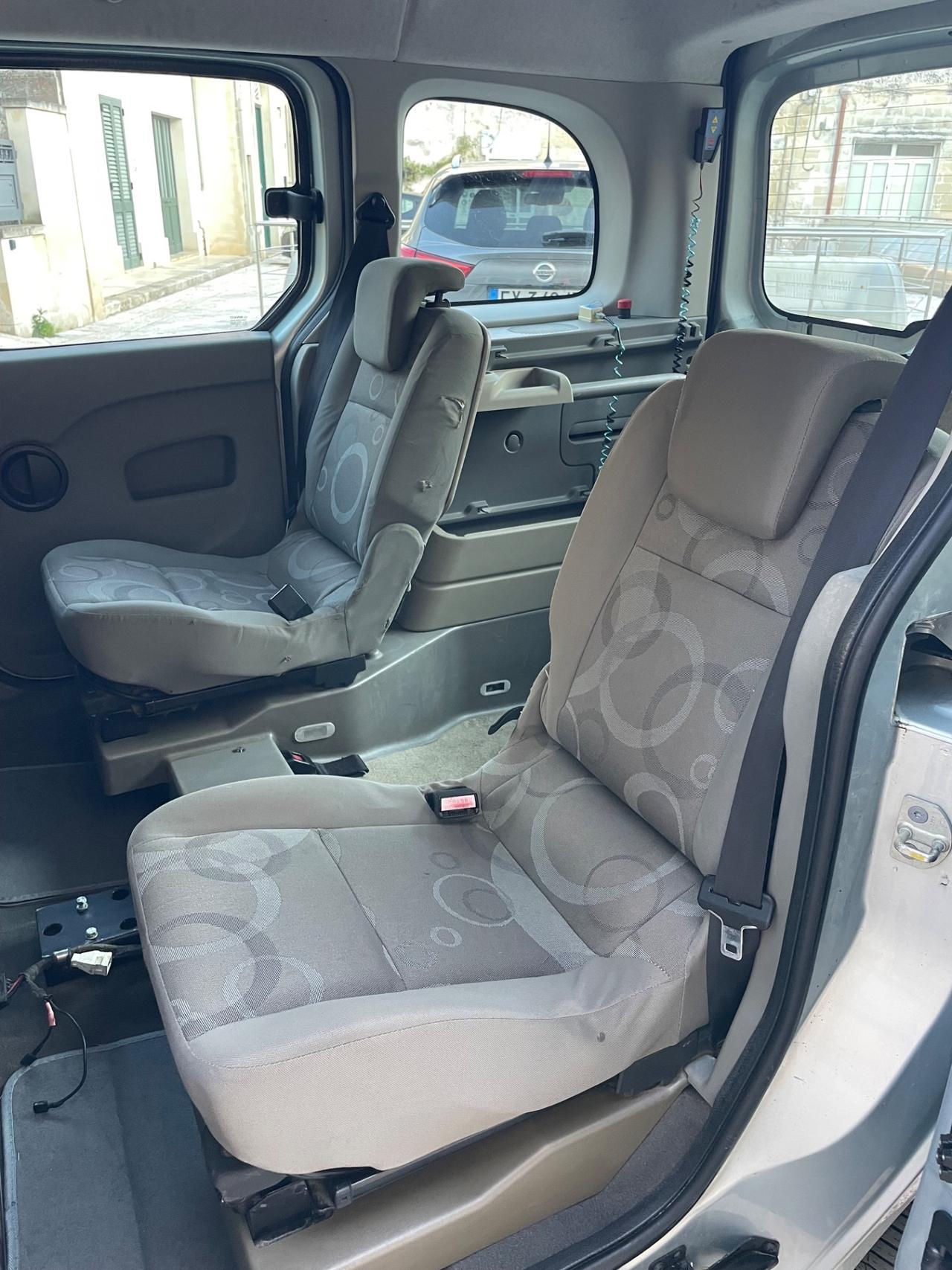 Renault Kangoo 1.5 dCi TRASPORTO DISABILI