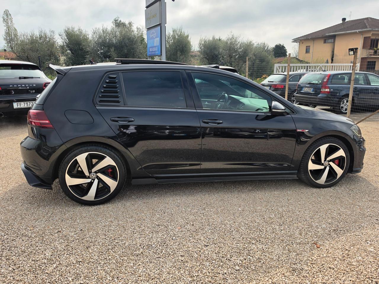 Volkswagen Golf GTI Performance 2.0 245 CV TSI DSG 5p. BMT