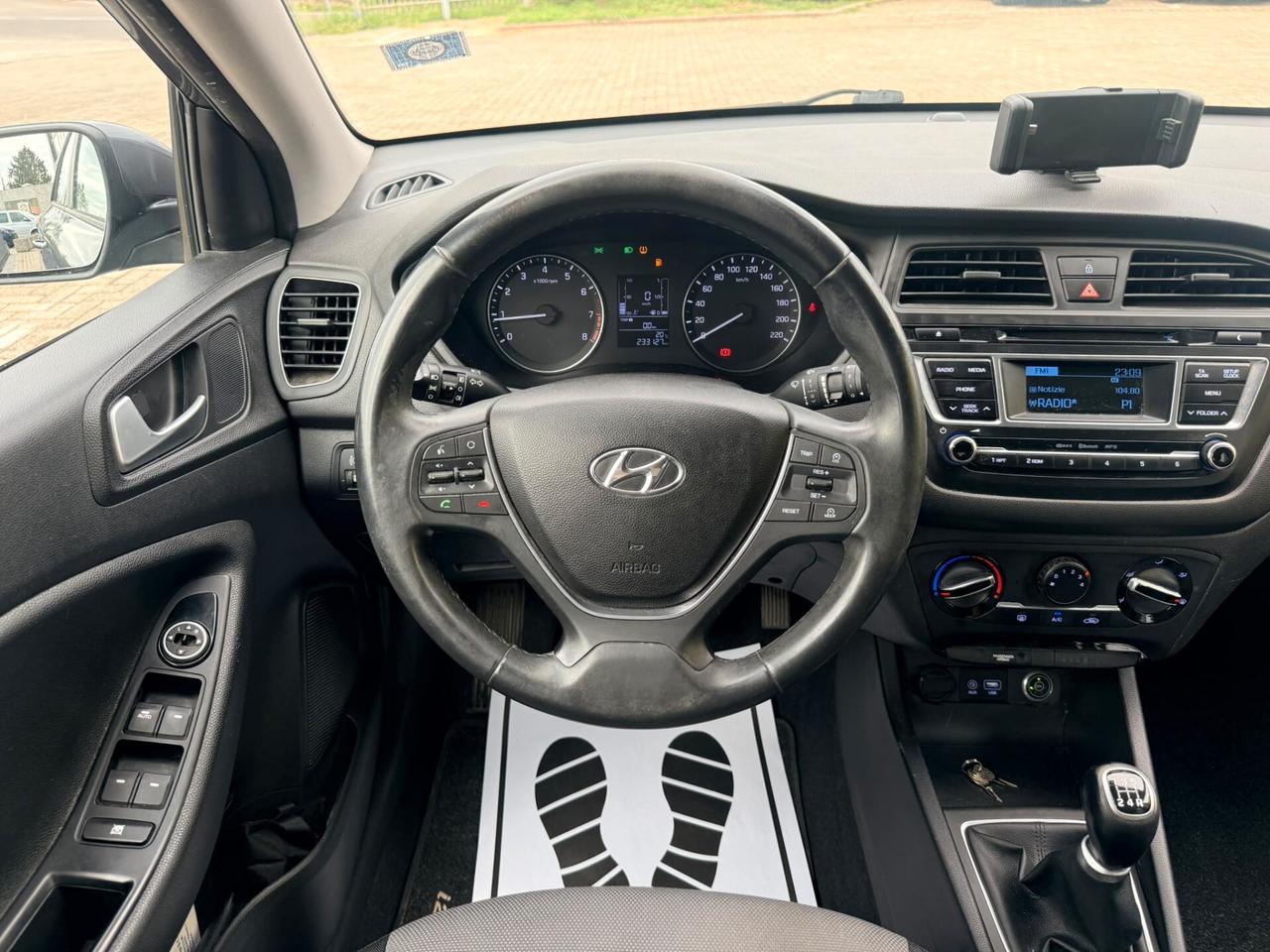 Hyundai i20 1.2 5 porte Econext Comfort 84cv