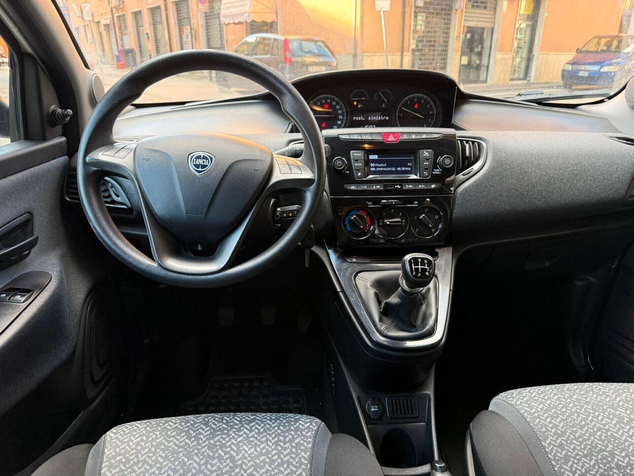 Lancia Ypsilon 1.2 69 CV 5 porte GPL Ecochic Gold
