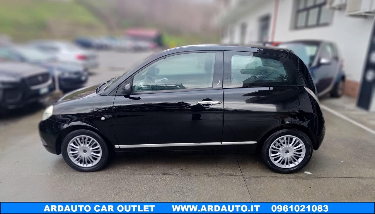 Lancia Ypsilon 1.2 Argento