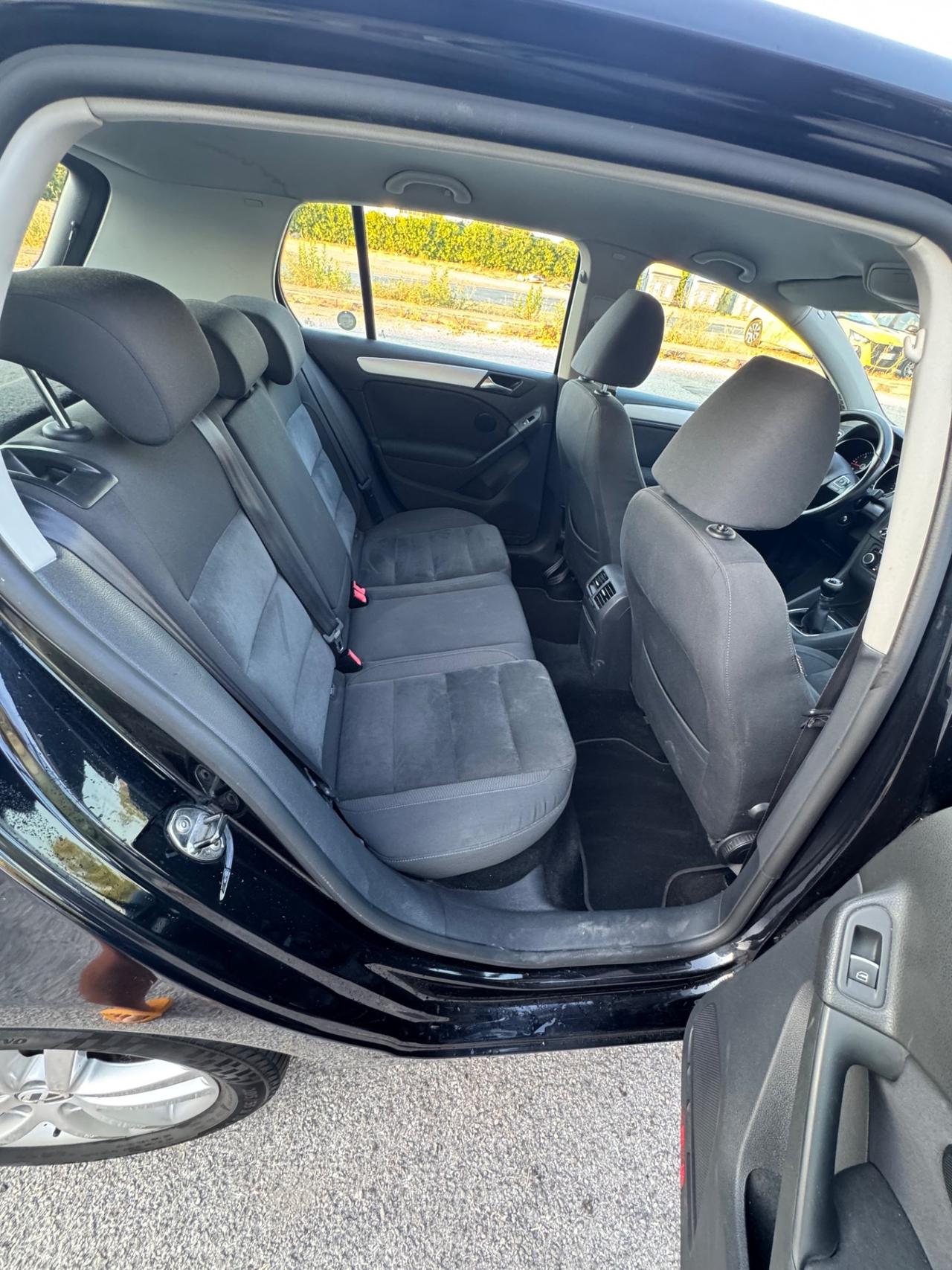 Volkswagen Golf 1.6 TDI DPF 5p. Highline