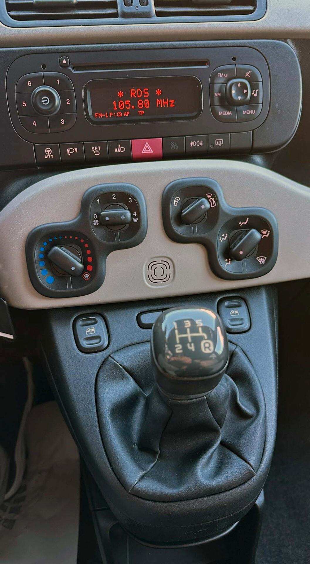 Fiat Panda 1.2 Easy 5 Posti Adatta Neopatentati