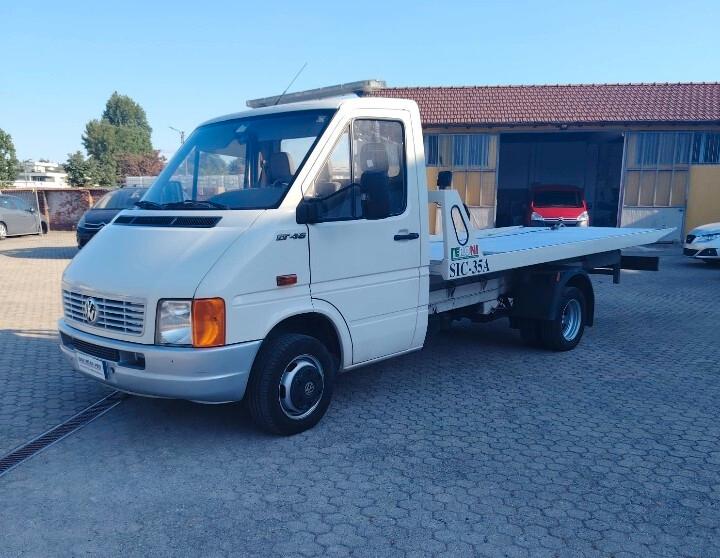 VOLSKWAGEN CARRO ATTREZZI 2.5 80KW