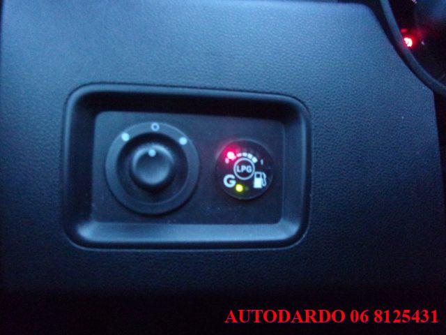 DACIA Duster 1.6 SCe GPL 4x2 Techroad