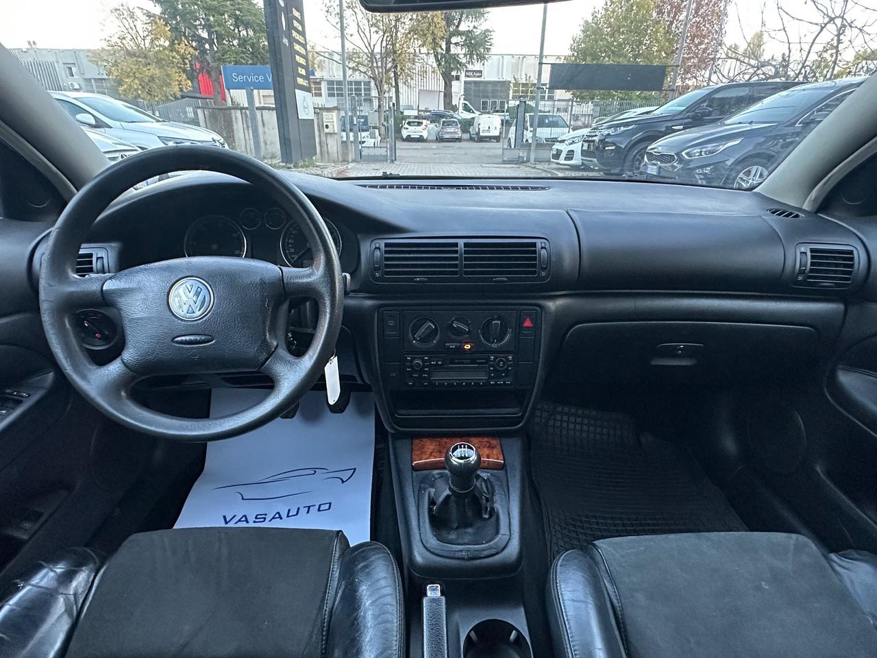 Volkswagen Passat 1.9 TDI/130 CV cat Business