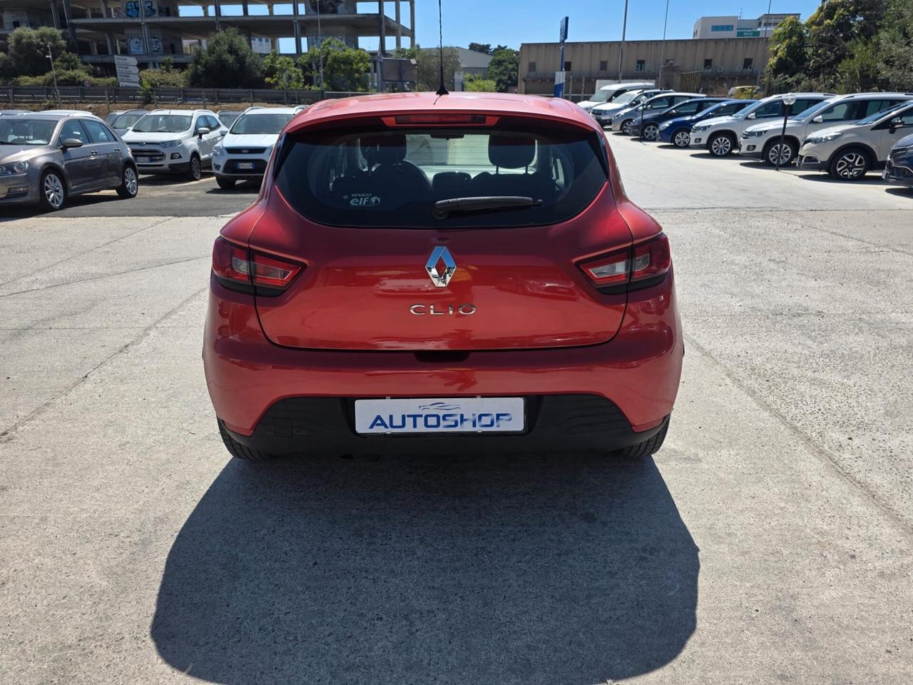 Renault Clio 1.2 75CV 5 porte Costume National