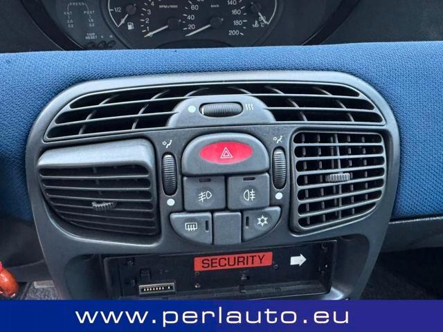 Lancia Y 1.2i 16V cat LS CAMBIO AUTOMATICO