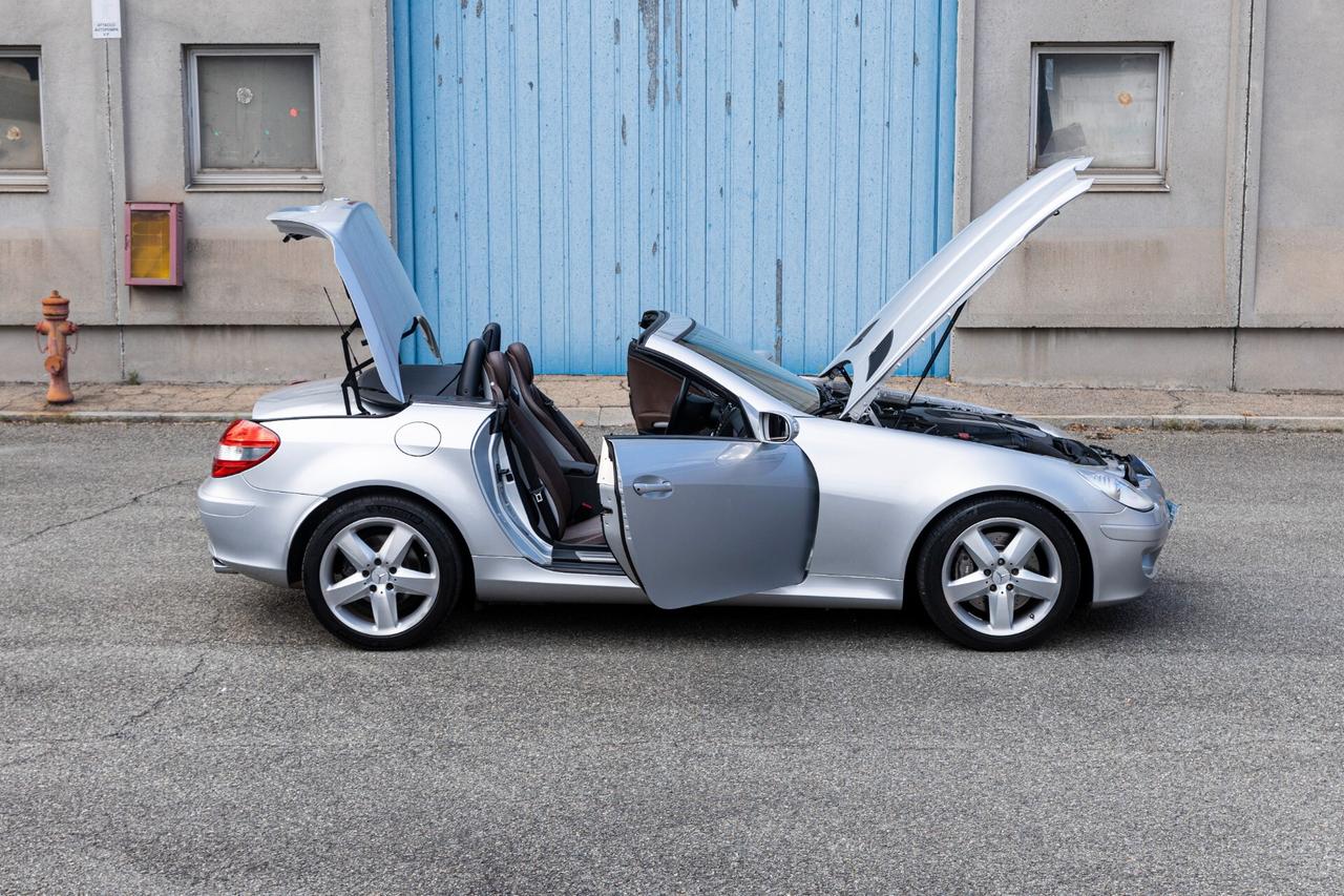 Mercedes-benz SLK V6* Cambio Manuale* Assetto sportivo* Airscarf