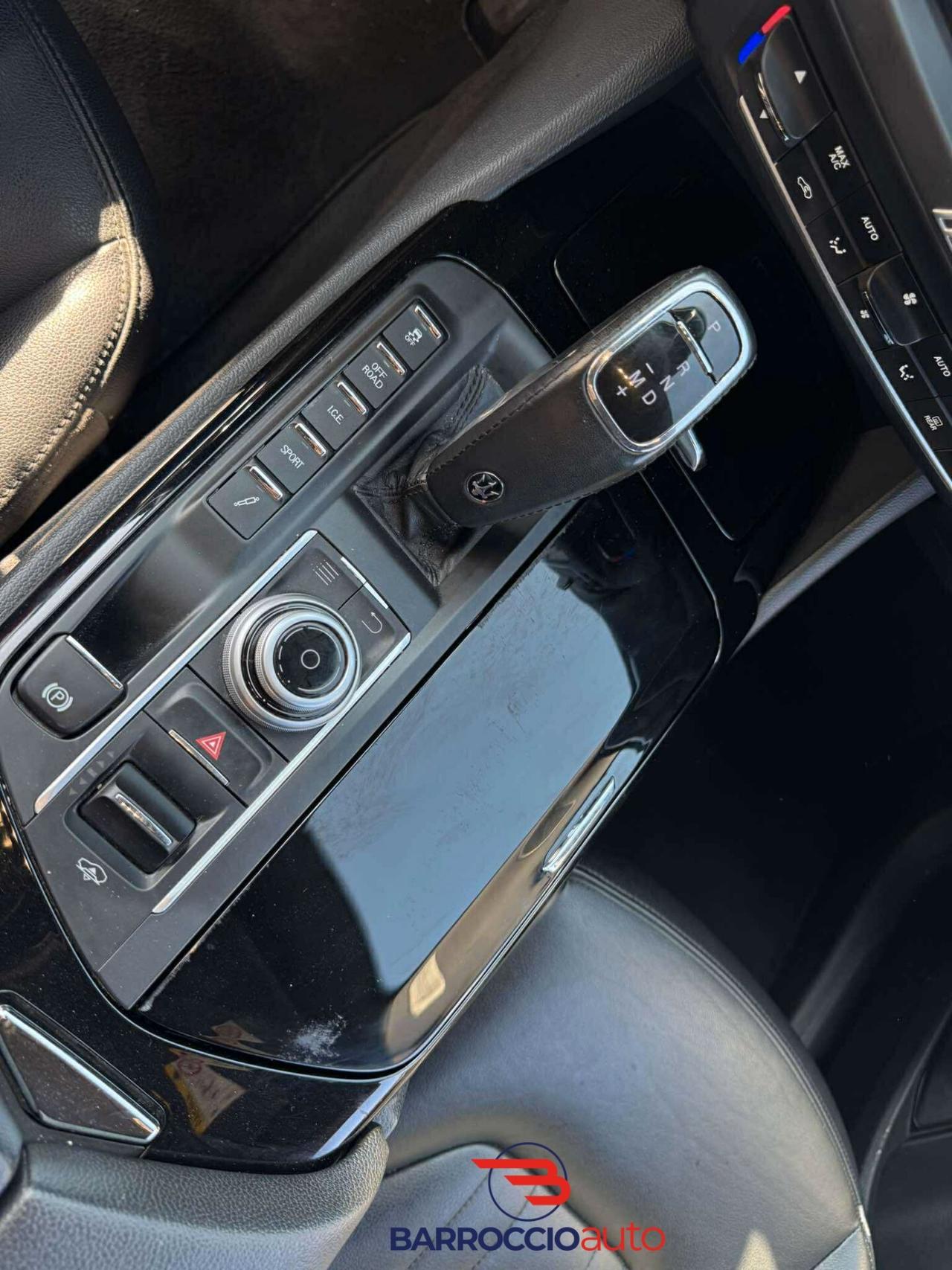 Maserati Levante V6 AWD Granlusso-2019