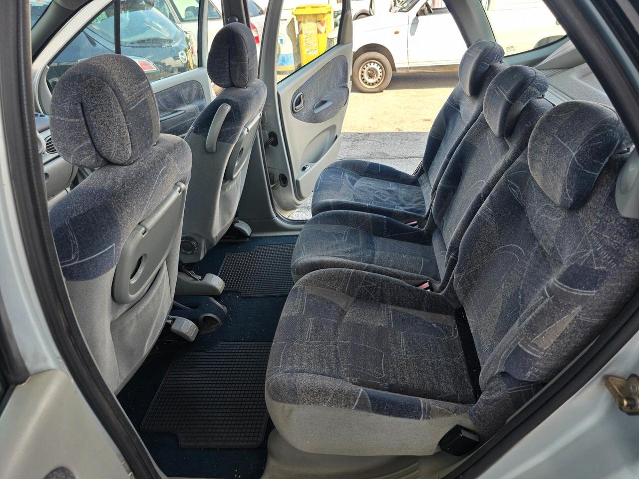 Renault Scenic RXE 1.6 con 132.000km Neopatentati ok