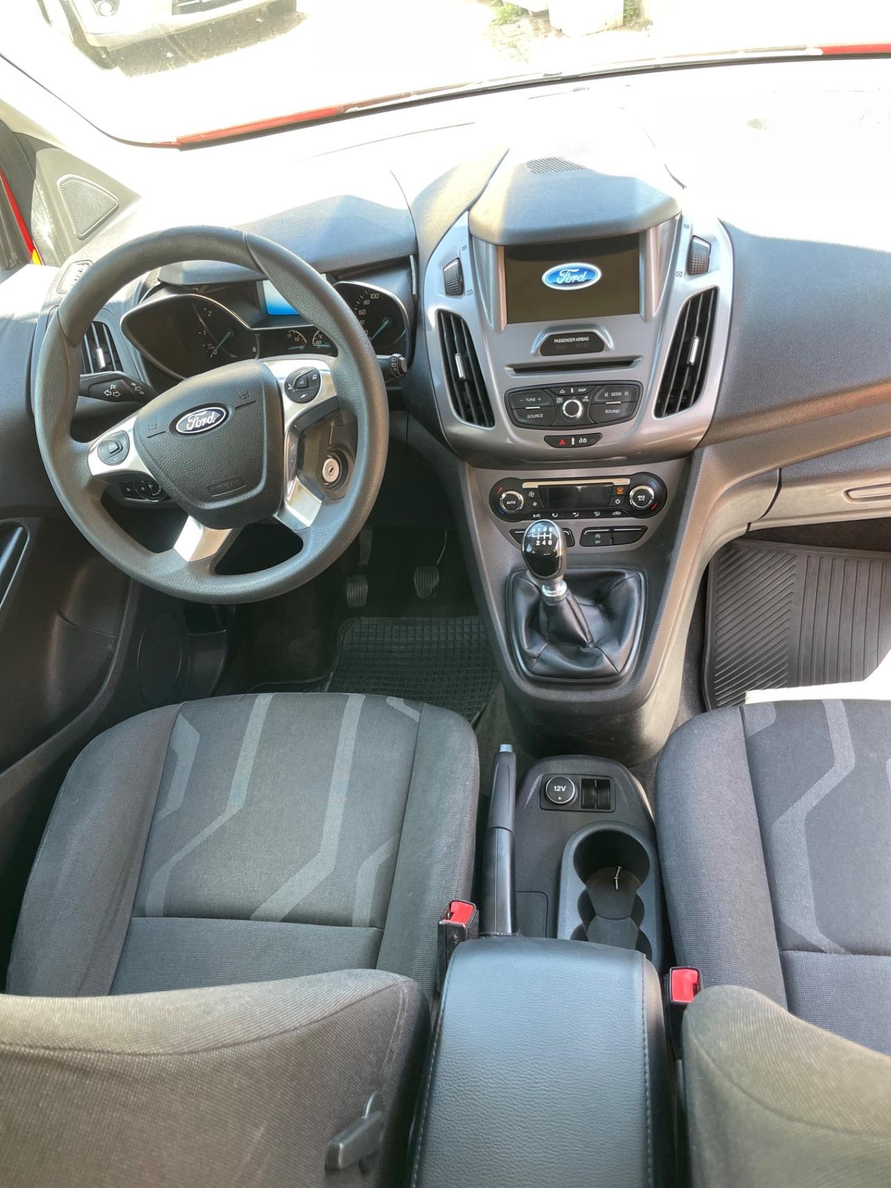 Ford Tourneo Connect Tourneo Connect 1.5 TDCi 120 CV Titanium