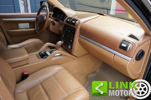 PORSCHE Cayenne 3.0 V6 Diesel TIPTRONIC S ? 2009 - FULL PELLE
