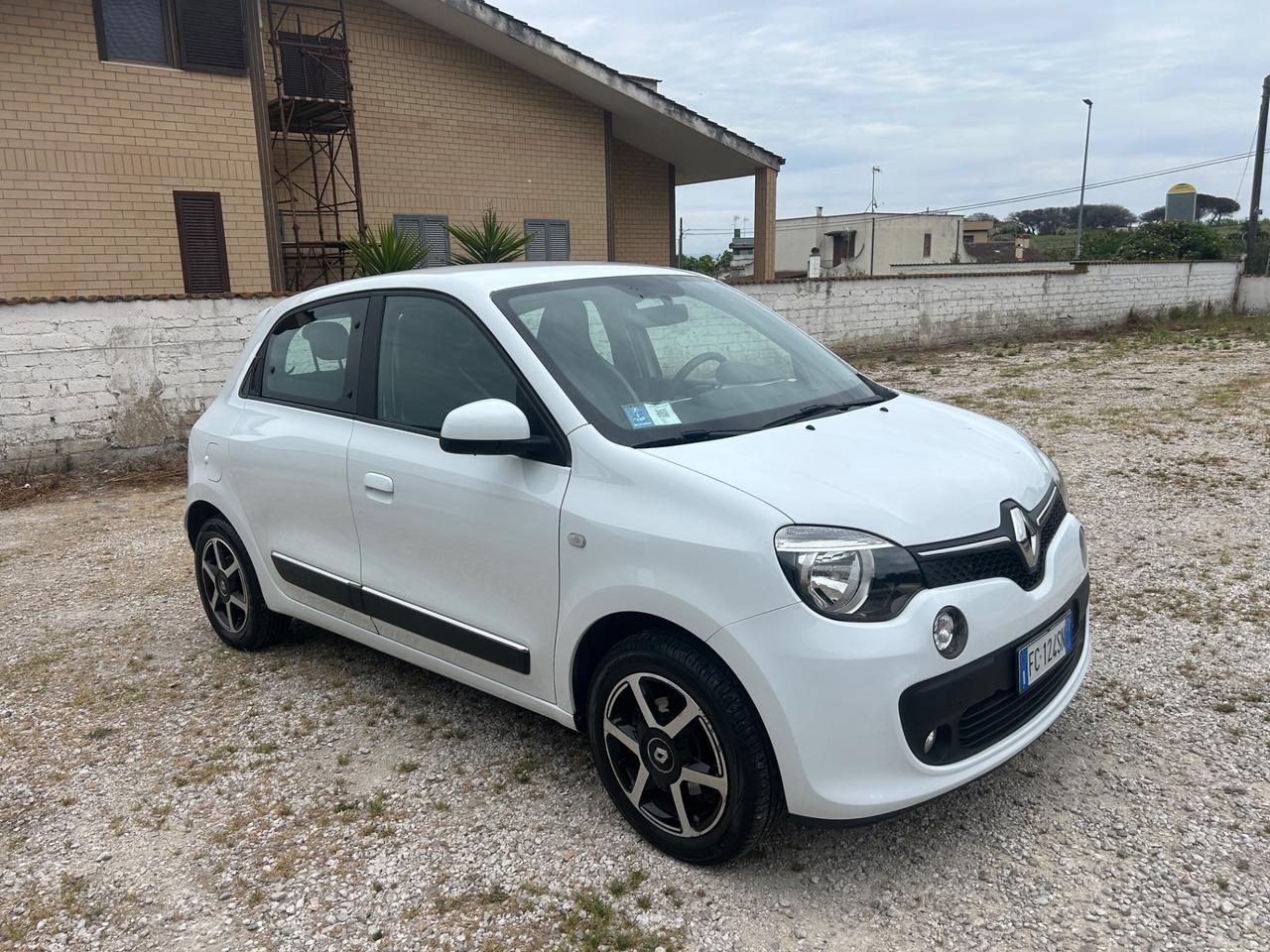 Renault Twingo TCe 90 CV EDC Lovely