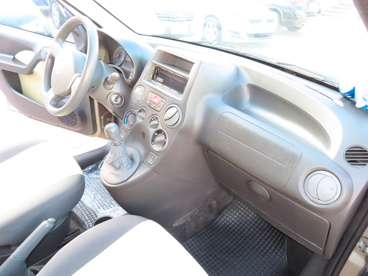 Fiat Panda 1.2 BENZ/ GPL DI SERIE 120.000 KM 2010