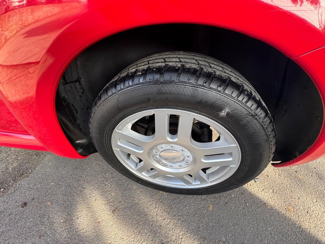 Volkswagen New Beetle T.D.