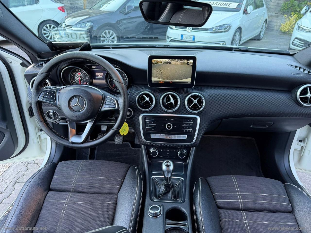 MERCEDES-BENZ A 180 d Premium